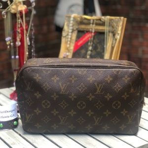 Authentic Louis Vuitton Vintage Trousse 28